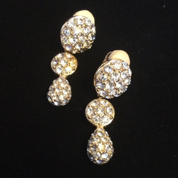 Vintage Christian Dior Clip earrings
